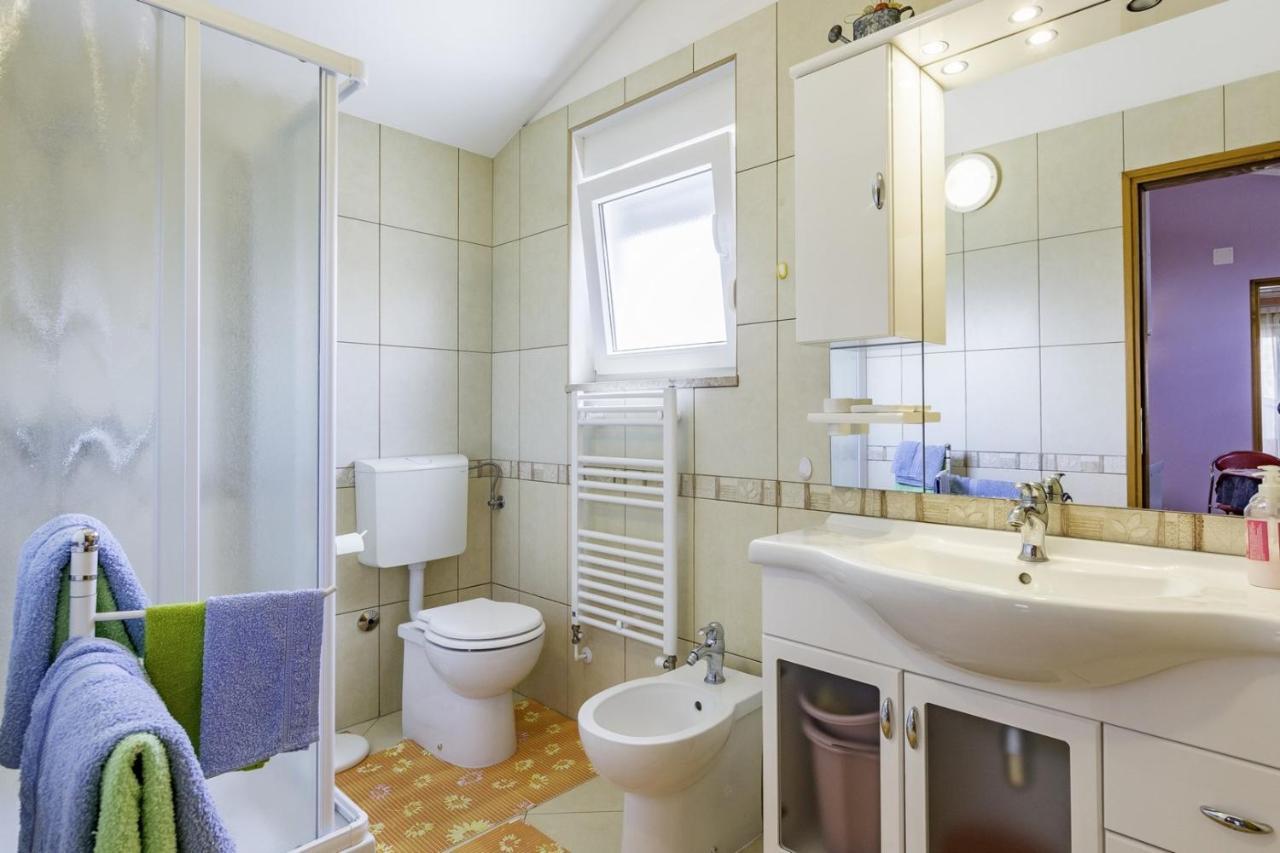 Bozica House With Apartment Умаг Экстерьер фото