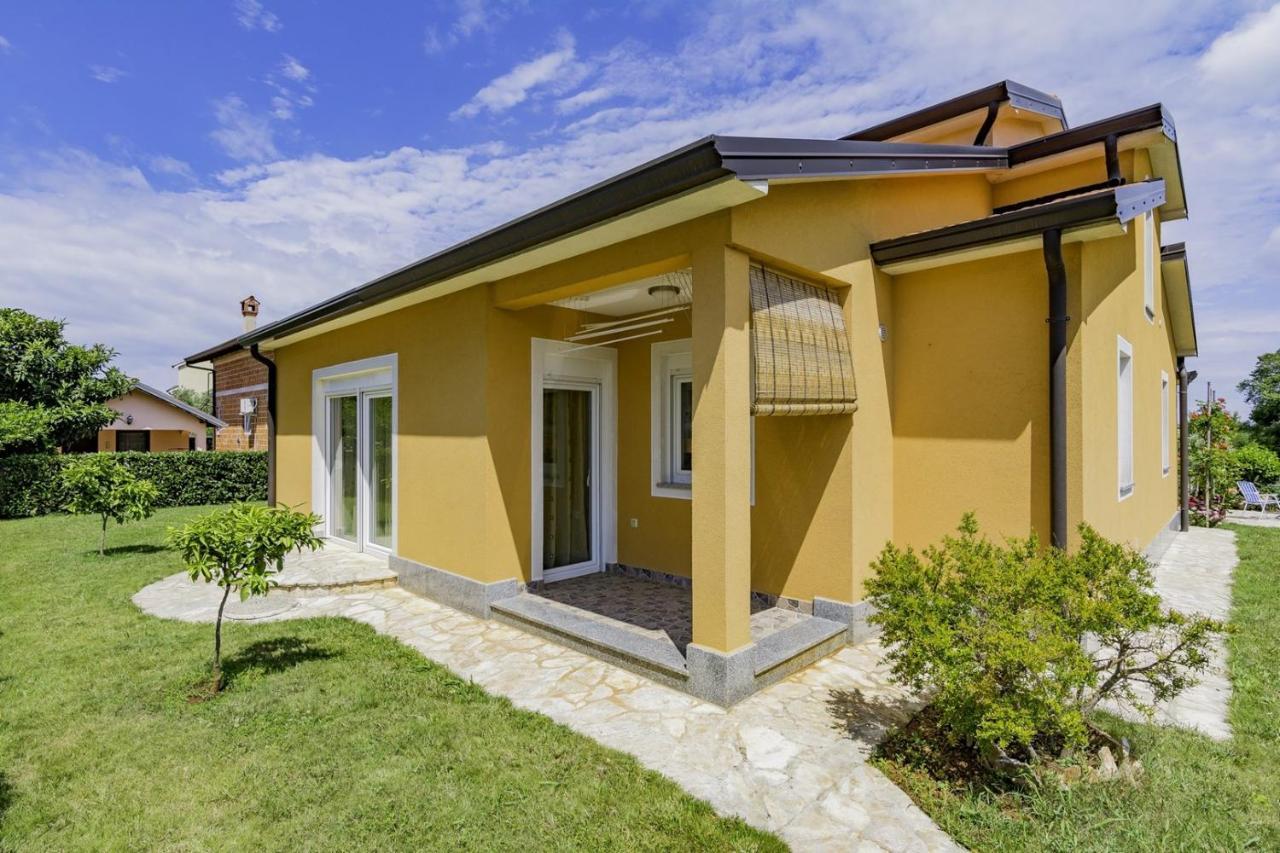 Bozica House With Apartment Умаг Экстерьер фото