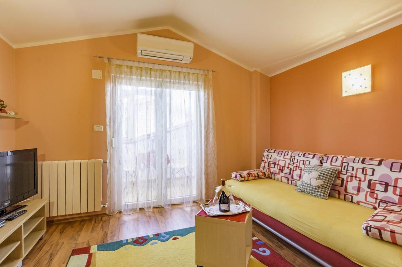 Bozica House With Apartment Умаг Экстерьер фото
