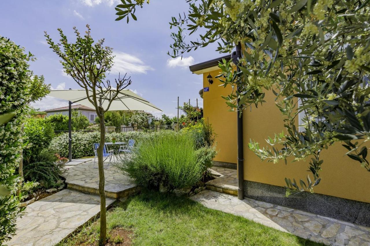 Bozica House With Apartment Умаг Экстерьер фото